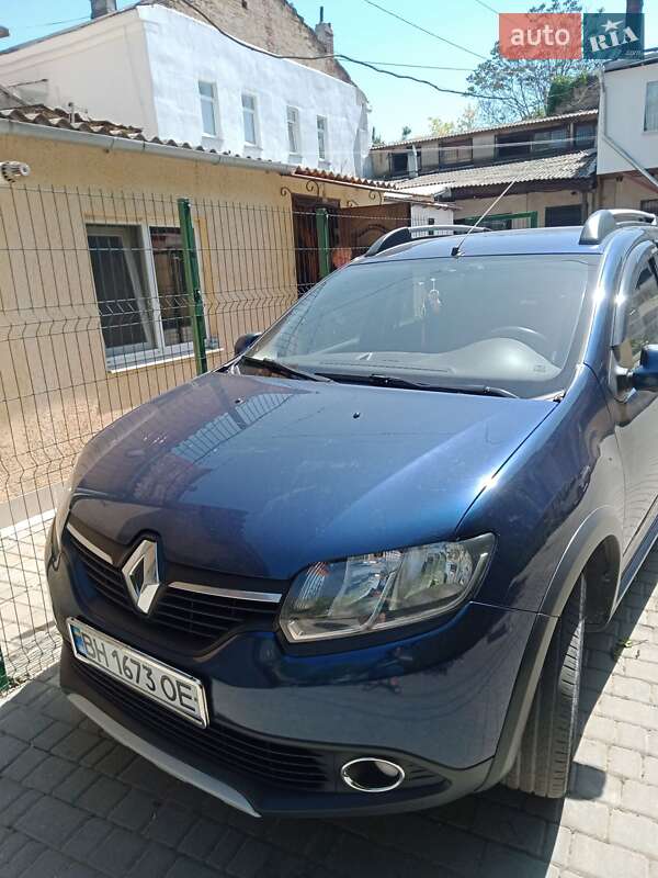 Renault Sandero 2016