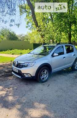 Хетчбек Renault Sandero 2020 в Чернігові