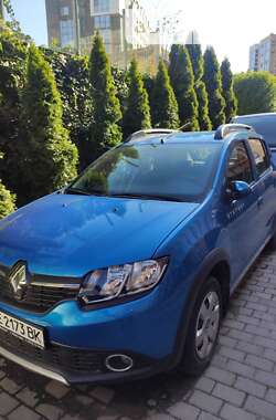 Хэтчбек Renault Sandero 2013 в Черновцах