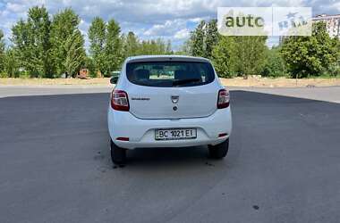 Хэтчбек Renault Sandero 2014 в Киеве