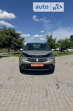 Хэтчбек Renault Sandero 2012 в Кропивницком