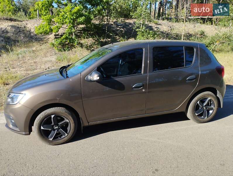 Хетчбек Renault Sandero 2018 в Черкасах