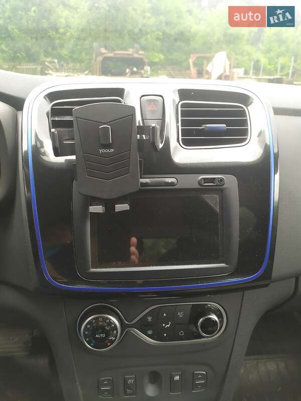 Хэтчбек Renault Sandero 2020 в Ужгороде