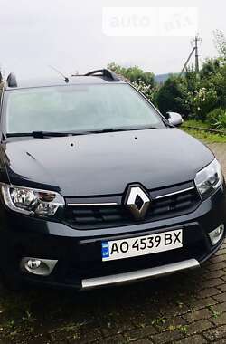 Хэтчбек Renault Sandero 2018 в Львове