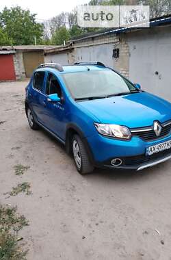 Хэтчбек Renault Sandero 2013 в Харькове