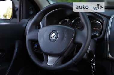 Хэтчбек Renault Sandero 2014 в Харькове