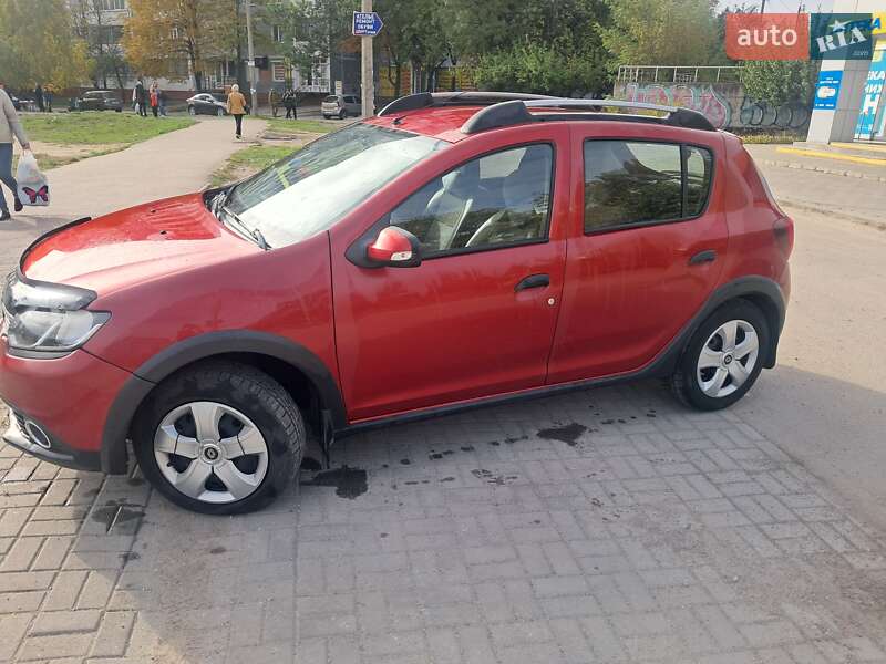 Хетчбек Renault Sandero 2013 в Запоріжжі