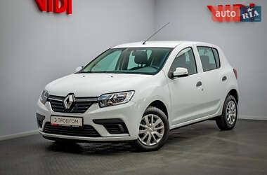 Хэтчбек Renault Sandero 2021 в 