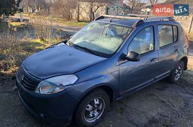 Хэтчбек Renault Sandero 2010 в Очакове