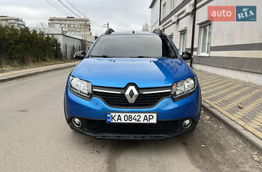 Хэтчбек Renault Sandero 2016 в Киеве