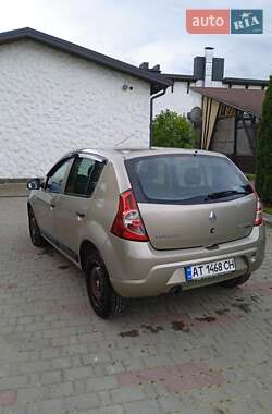 Хэтчбек Renault Sandero 2011 в Косове