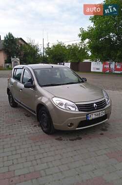 Хэтчбек Renault Sandero 2011 в Косове