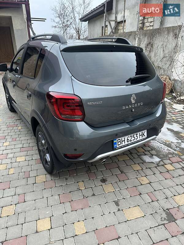 Хетчбек Renault Sandero 2017 в Подільську