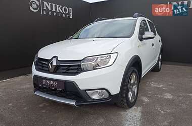 Хэтчбек Renault Sandero 2019 в Львове