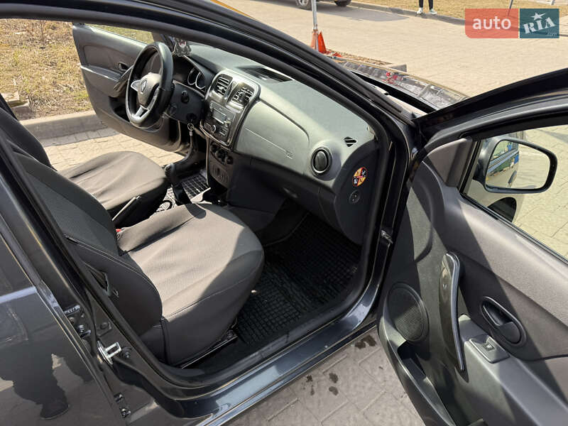 Хетчбек Renault Sandero 2019 в Львові