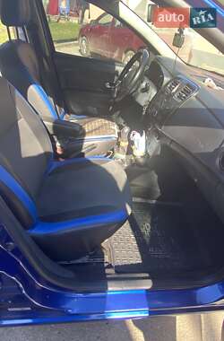 Хэтчбек Renault Sandero 2020 в 
