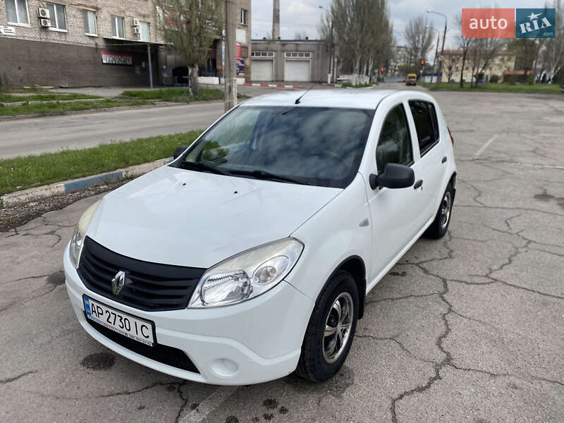 Хэтчбек Renault Sandero 2012 в Запорожье