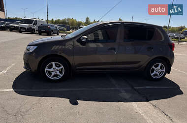 Хетчбек Renault Sandero 2021 в 