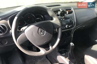 Хетчбек Renault Sandero 2016 в 