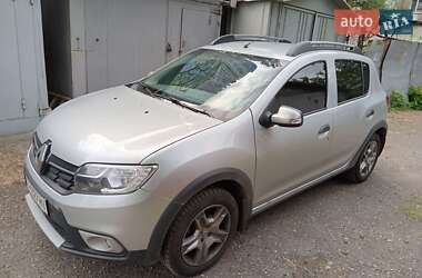 Хэтчбек Renault Sandero 2022 в Киеве