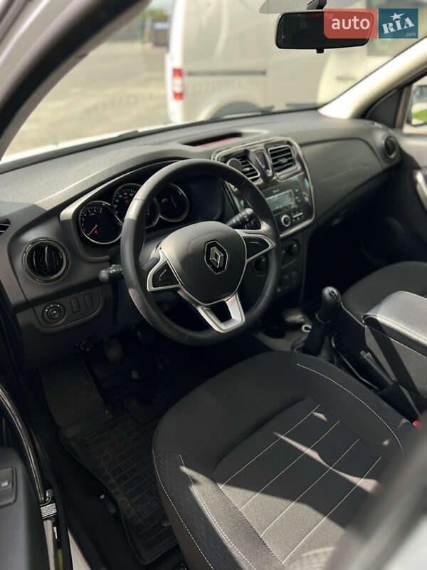 Хэтчбек Renault Sandero 2022 в Киеве