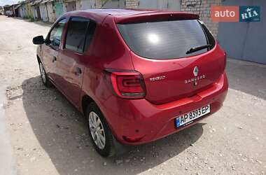 Хэтчбек Renault Sandero 2019 в 