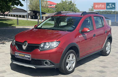 Хетчбек Renault Sandero 2014 в Дніпрі