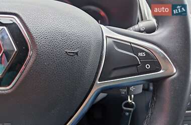 Хетчбек Renault Sandero 2021 в 