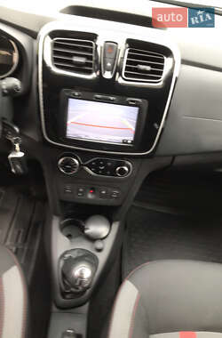 Хетчбек Renault Sandero 2019 в 