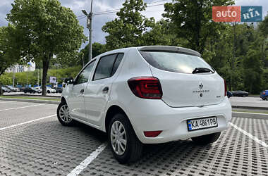 Хэтчбек Renault Sandero 2021 в 