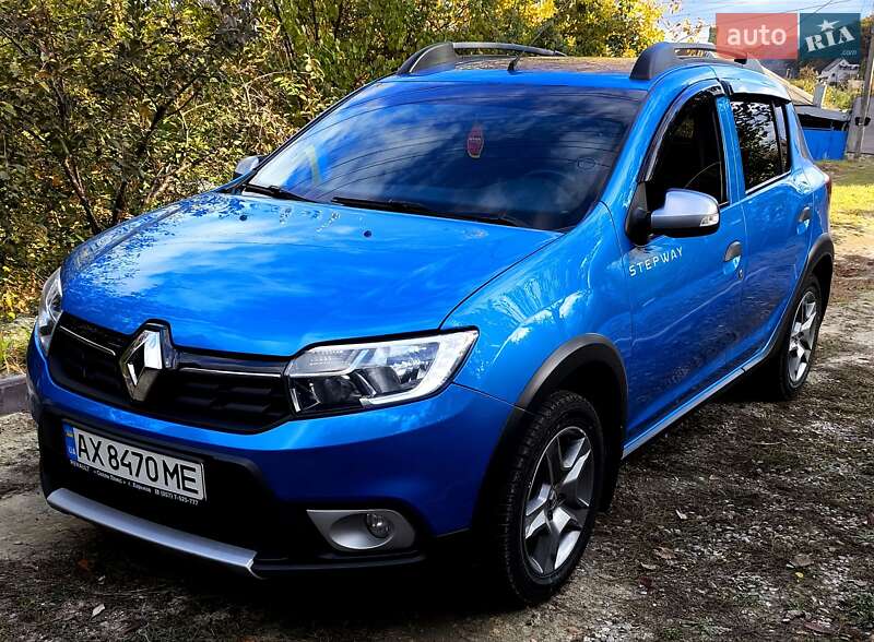 Хэтчбек Renault Sandero 2017 в Харькове