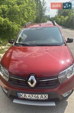Хэтчбек Renault Sandero 2019 в 