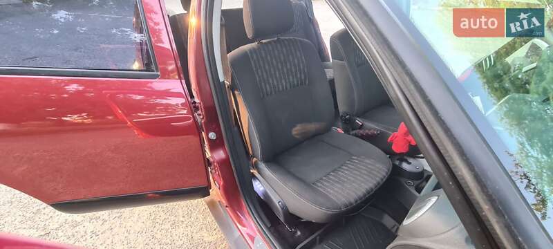 Хетчбек Renault Sandero 2011 в Одесі