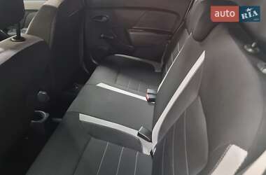 Хэтчбек Renault Sandero 2021 в 