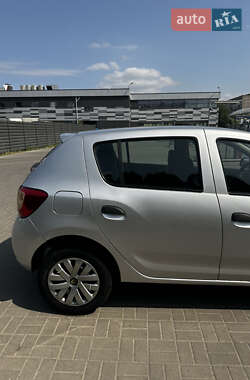 Хетчбек Renault Sandero 2014 в Черкасах