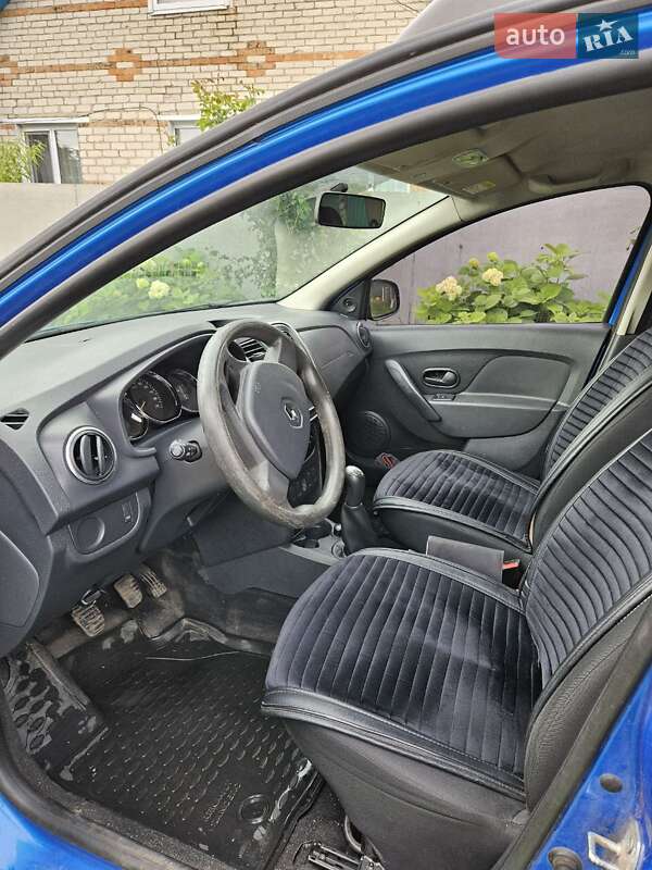 Хэтчбек Renault Sandero 2016 в Конотопе