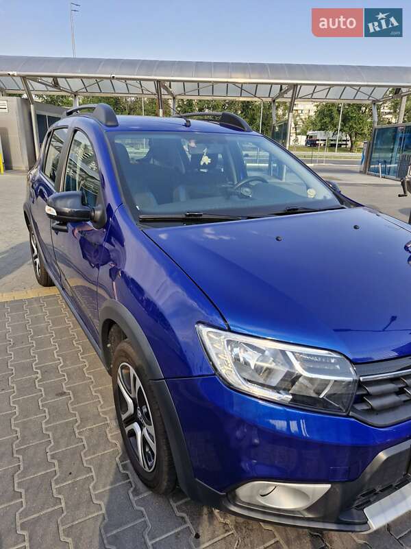 Хэтчбек Renault Sandero 2020 в Киеве