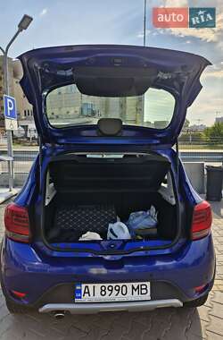 Хэтчбек Renault Sandero 2020 в 