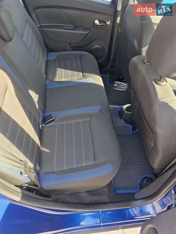 Хэтчбек Renault Sandero 2020 в Киеве