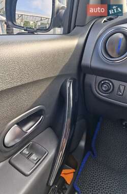 Хэтчбек Renault Sandero 2020 в 