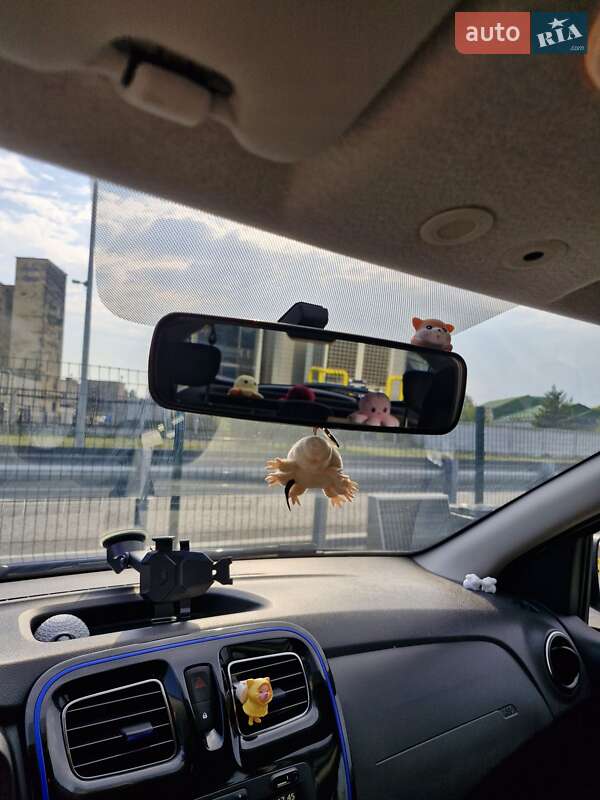 Хэтчбек Renault Sandero 2020 в Киеве