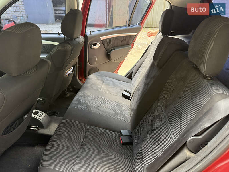 Хетчбек Renault Sandero 2011 в Харкові фото 8 Хетчбек Renault Sandero 2011 в Харкові