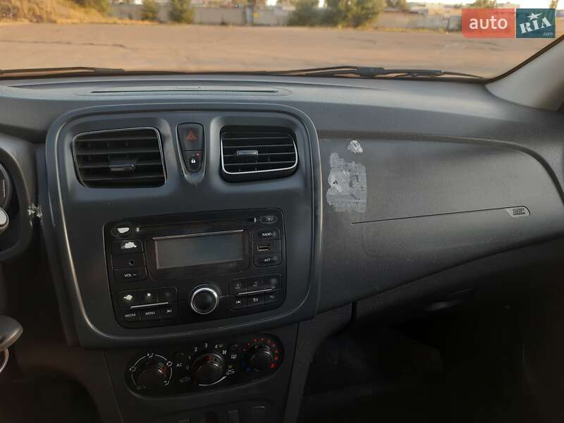 Хетчбек Renault Sandero 2013 в Дніпрі