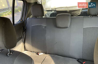 Хэтчбек Renault Sandero 2010 в 