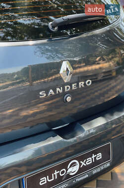 Хэтчбек Renault Sandero 2021 в 