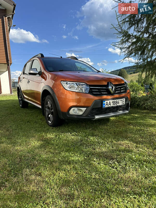 Renault Sandero 2017