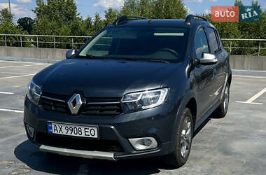 Хетчбек Renault Sandero 2017 в Харкові