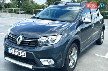 Хетчбек Renault Sandero 2017 в Харкові