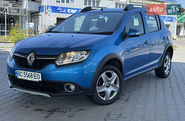 Хэтчбек Renault Sandero 2016 в Хмельницком