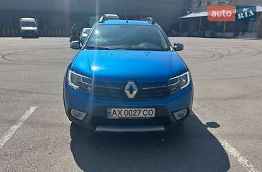 Хэтчбек Renault Sandero 2017 в 
